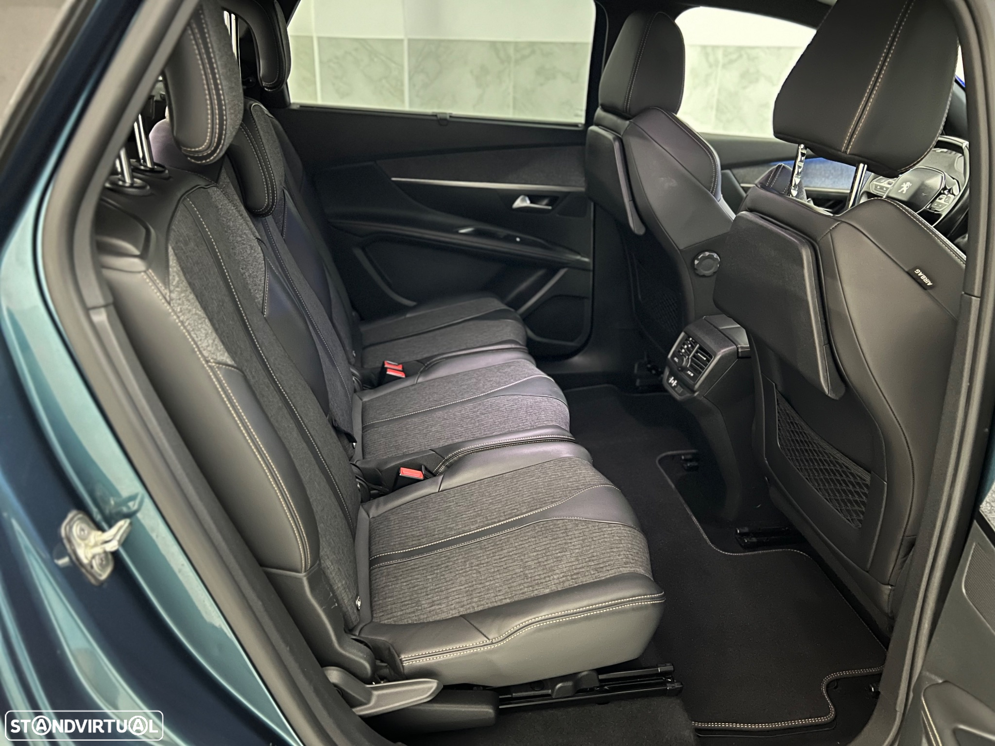 Peugeot 5008 1.5 BlueHDi GT Line EAT8 - 37