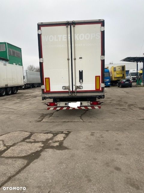 Schmitz Cargobull SKO24 - 3