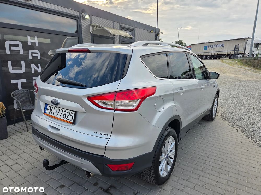 Ford Kuga 2.0 TDCi 2x4 Titanium - 7