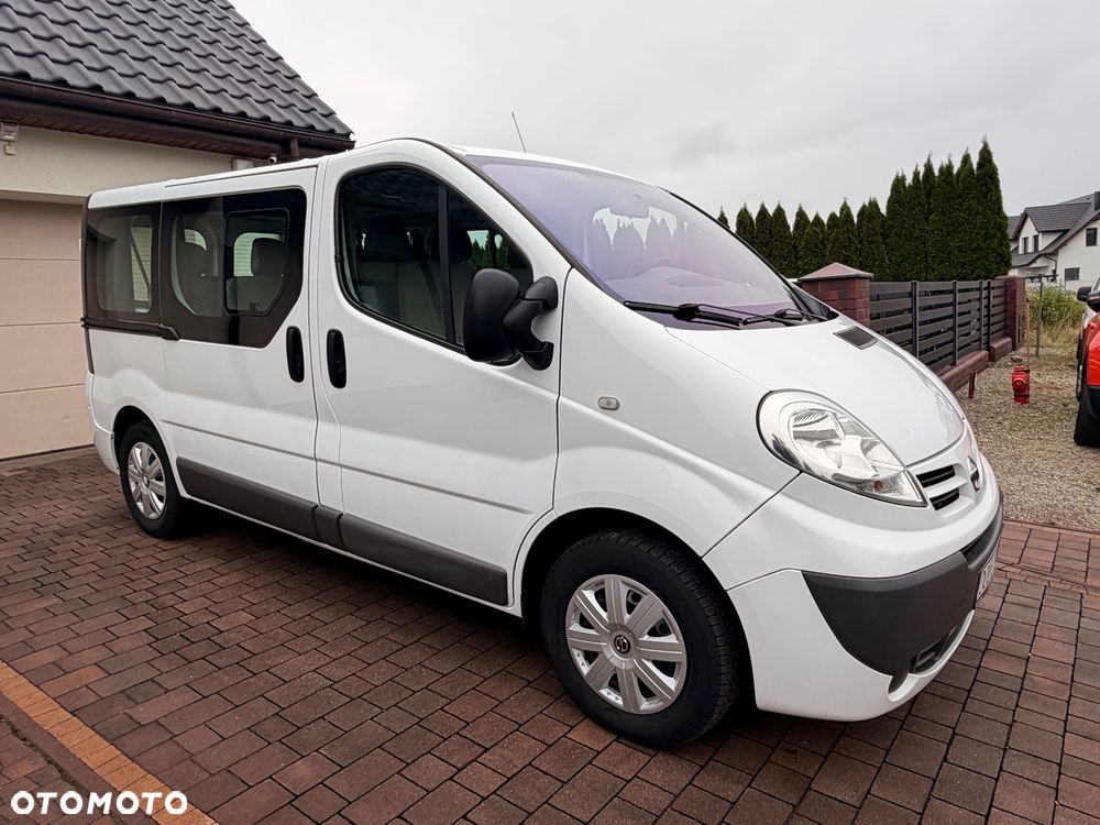 Renault Trafic - 16