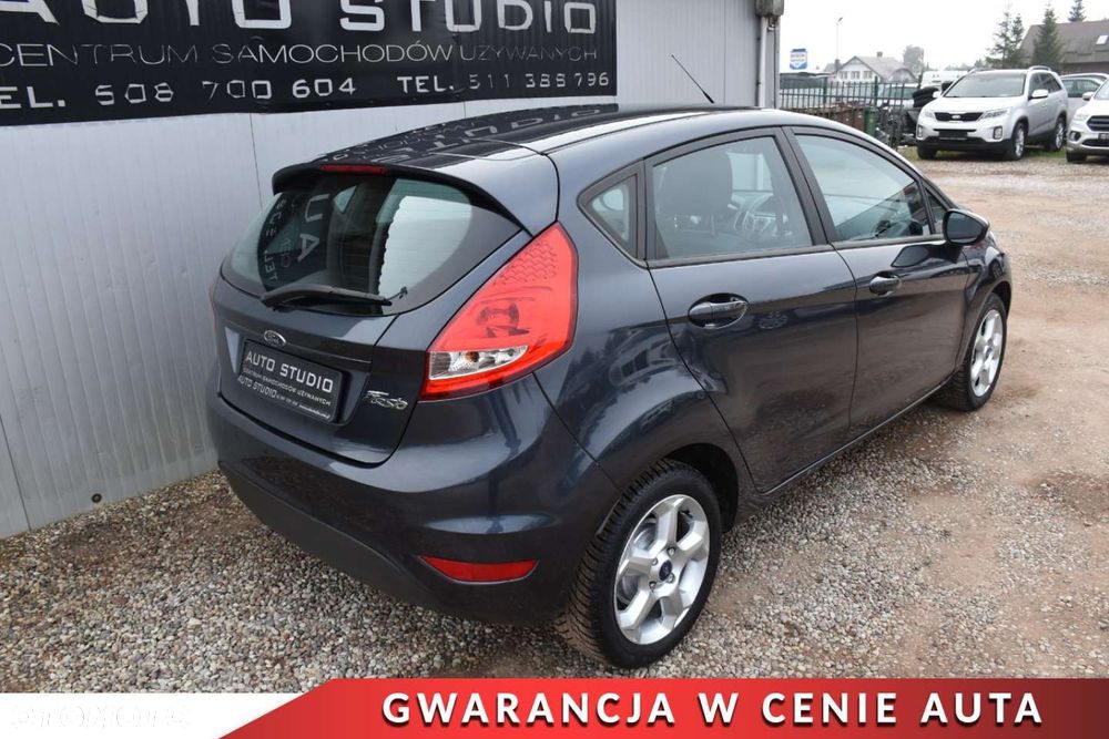 Ford Fiesta 1.25 Champions Edition - 35