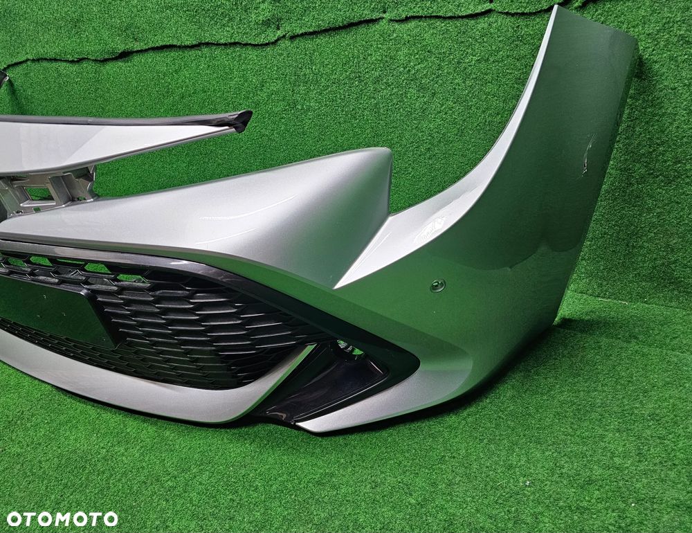 TOYOTA COROLLA E21 ----> ORYGINALNY ZDERZAK PRZEDNI - 3