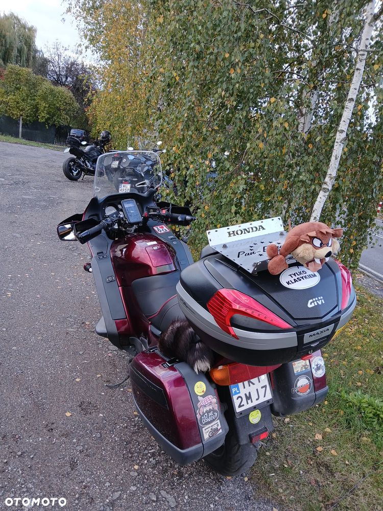 Honda ST - 10
