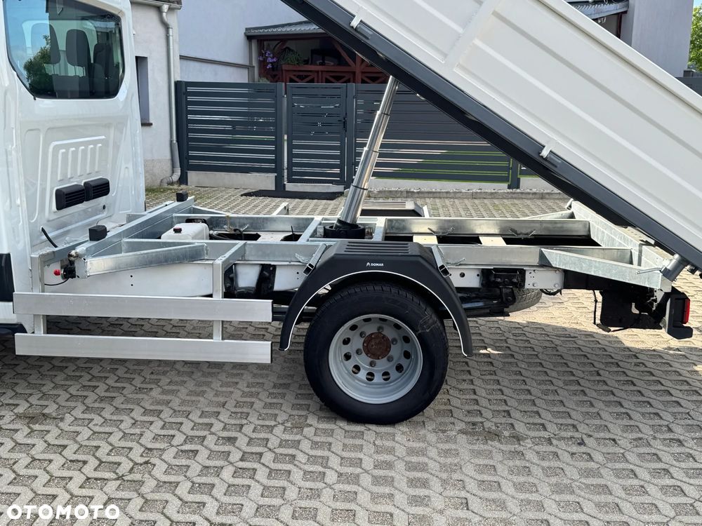 Ford Transit - 11