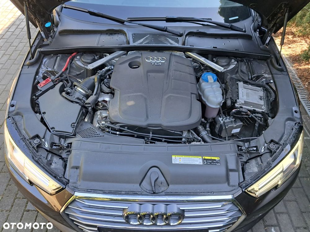 Audi A4 Avant 2.0 TDI ultra S tronic design - 23