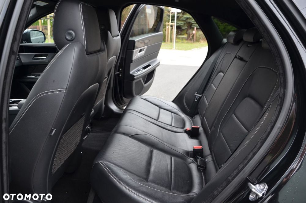 Jaguar XF 3.0 TDV6 R-Sport - 20