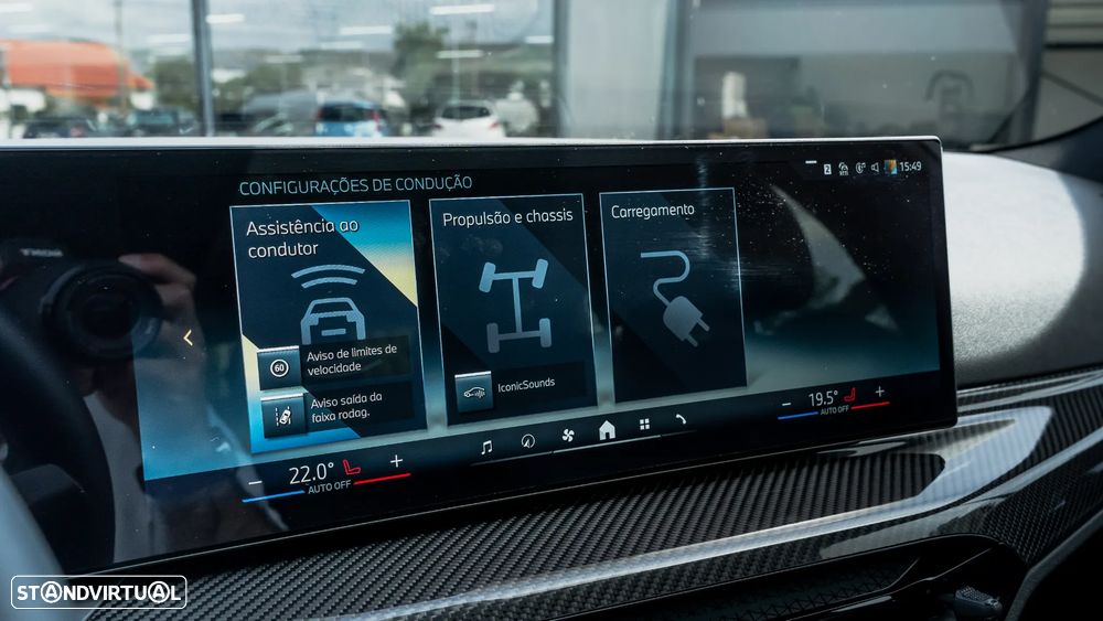 BMW 330 e Pack Desportivo M Pro Auto - 25