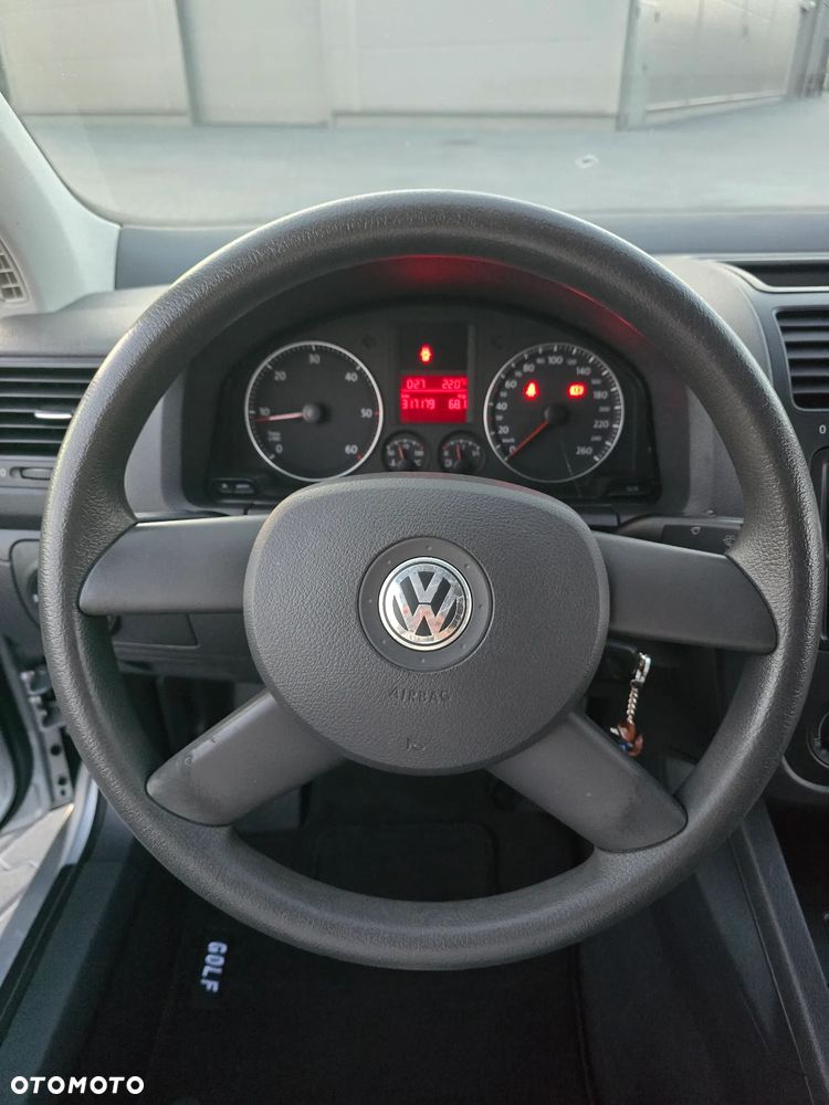 Volkswagen Golf 1.9 TDI Sportline - 16