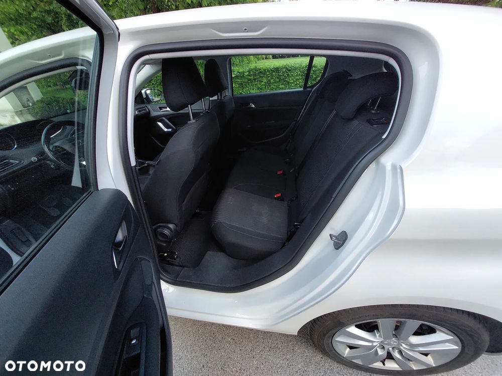 Peugeot 308 1.6 THP Allure - 18