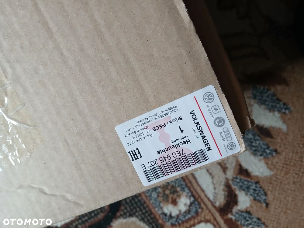 VW transporter T6 lampa tył lewa 7E0945207E - 5