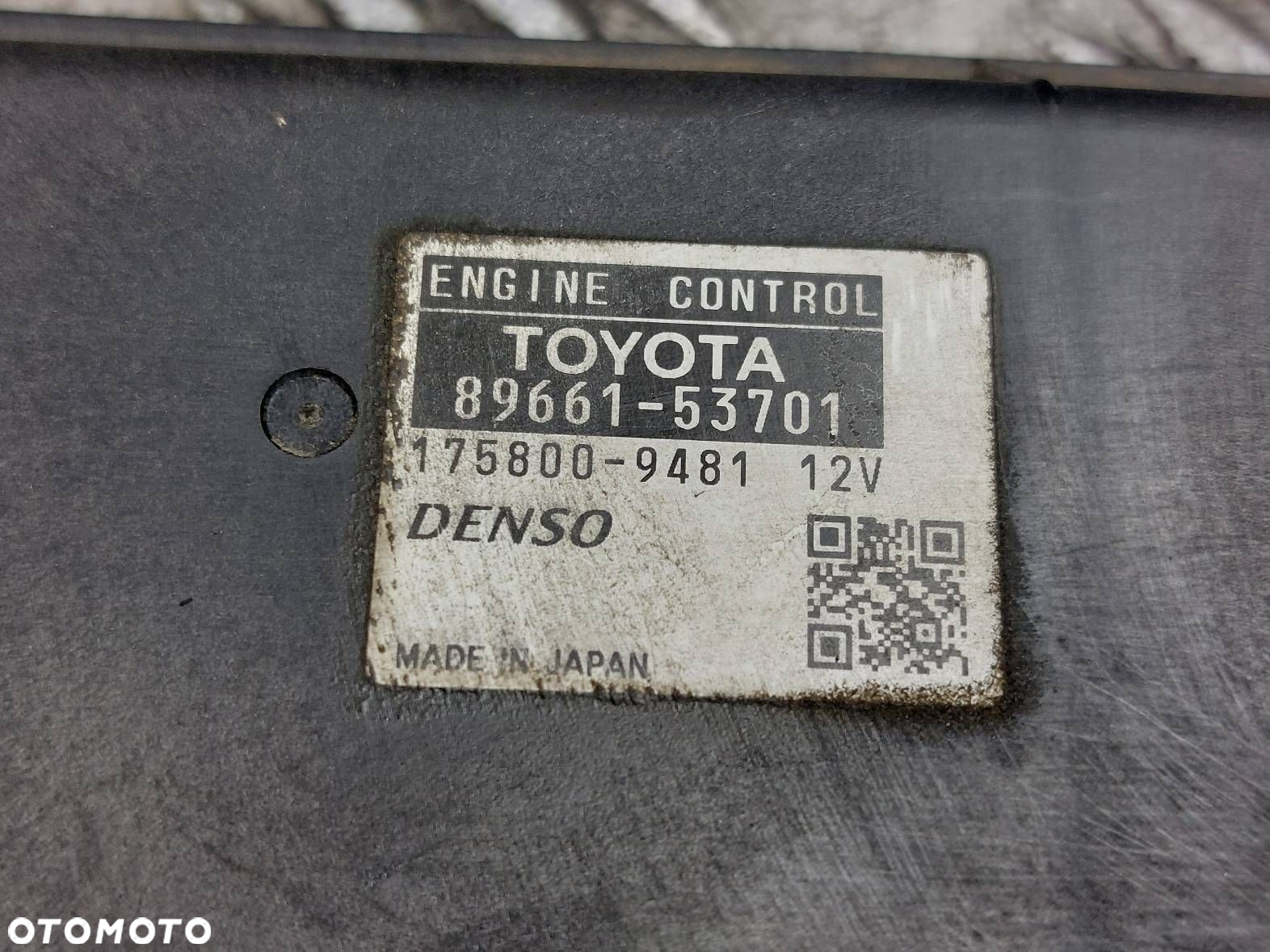 ZESTAW STARTOWY LEXUS IS II 220D 89661-53701 83800-53640 - 2