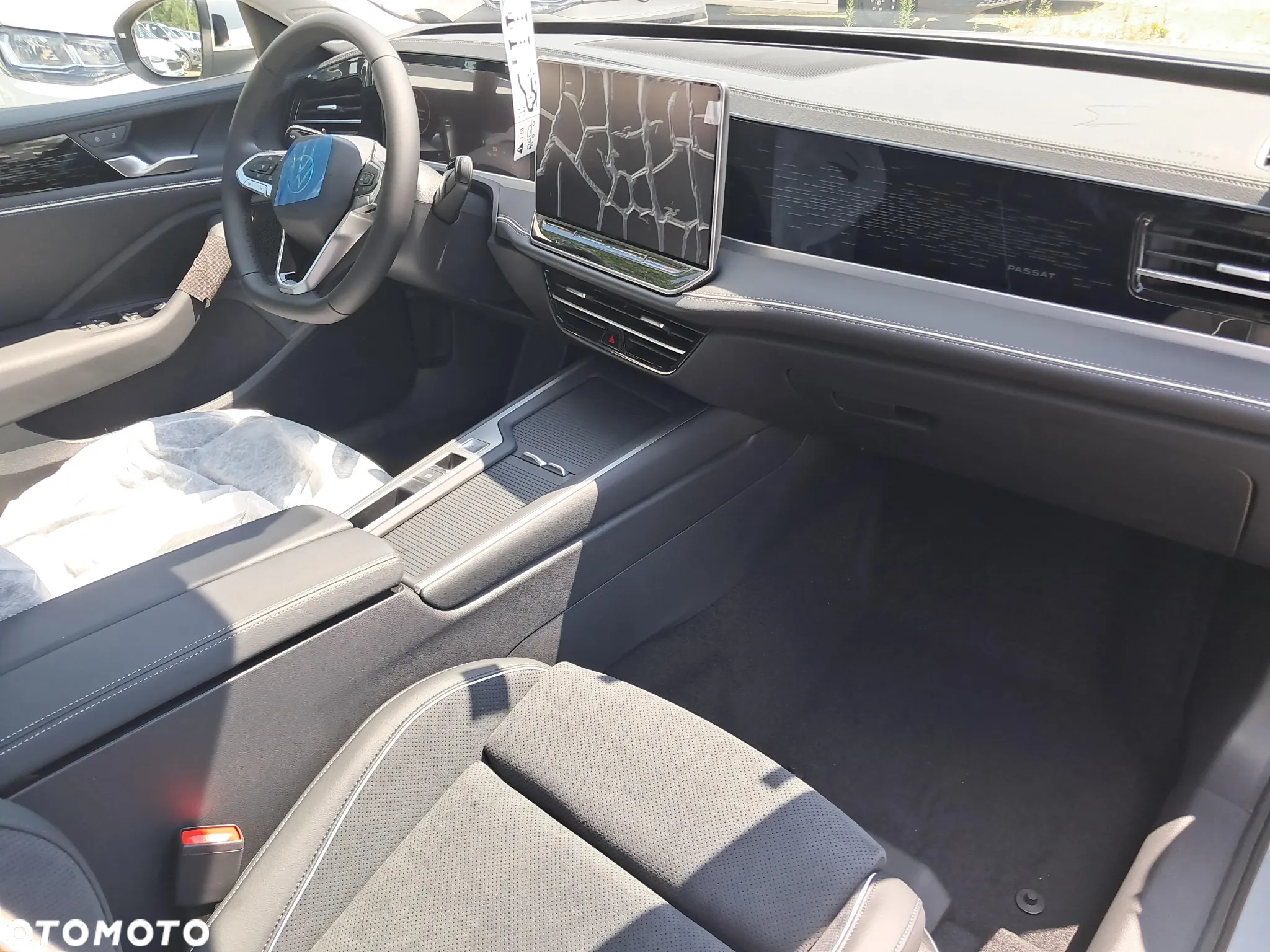 Volkswagen Passat 1.5 TSI ACT mHEV Business Plus DSG - 9