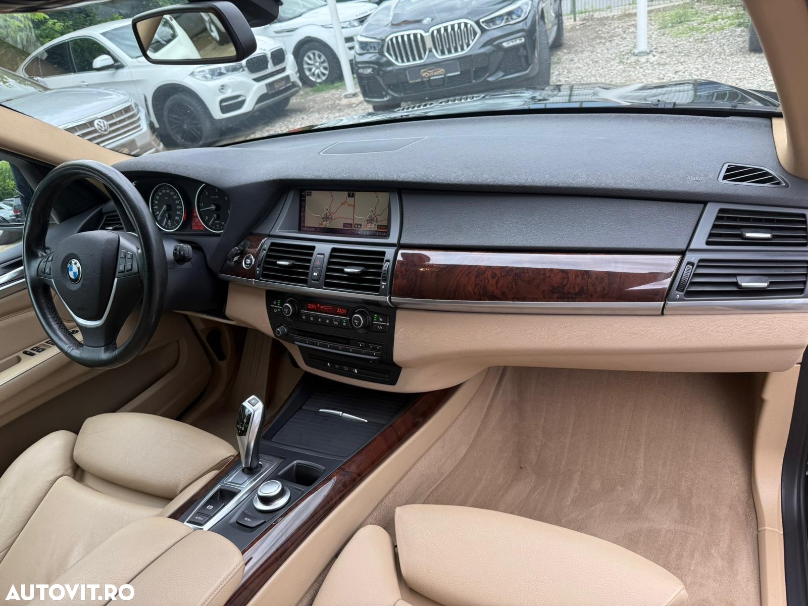 BMW X5 xDrive30d - 23