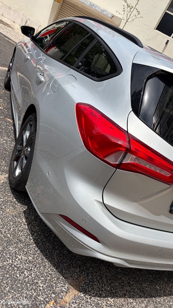 Ford Focus SW - 10