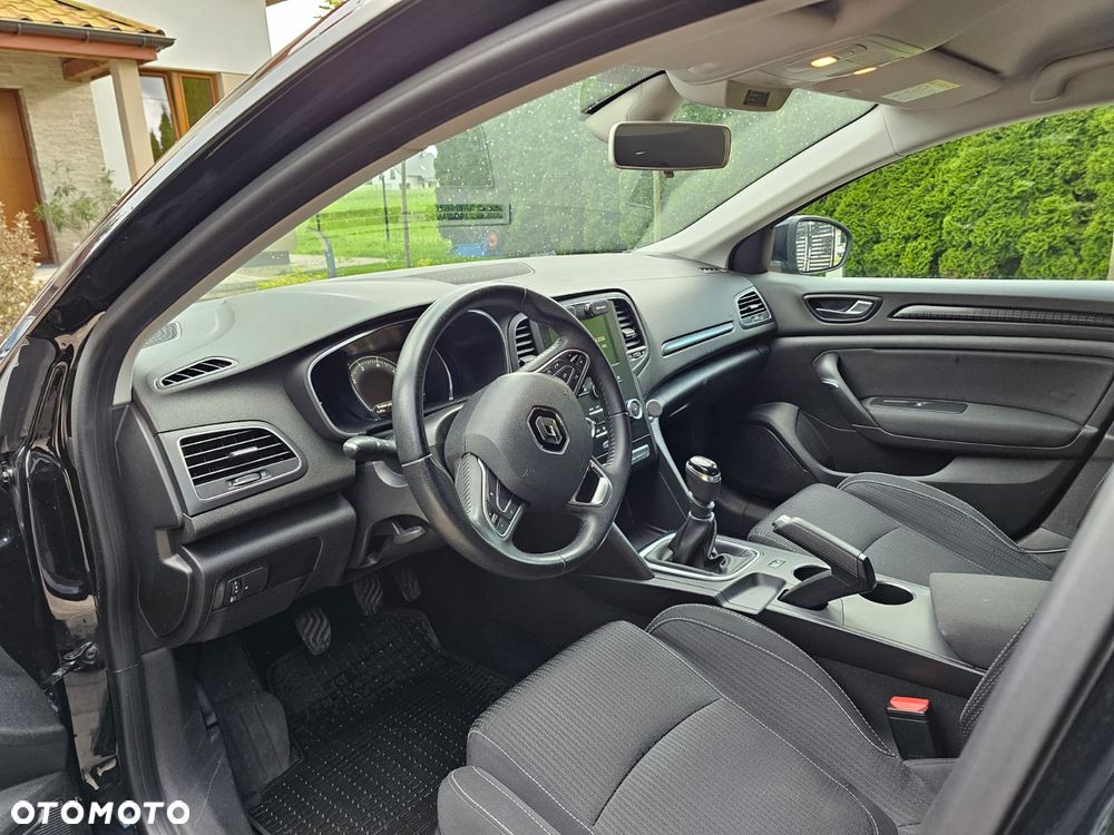 Renault Megane 1.2 Energy TCe Limited - 27