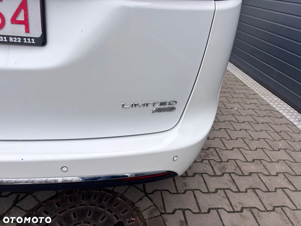 Chrysler Pacifica - 10