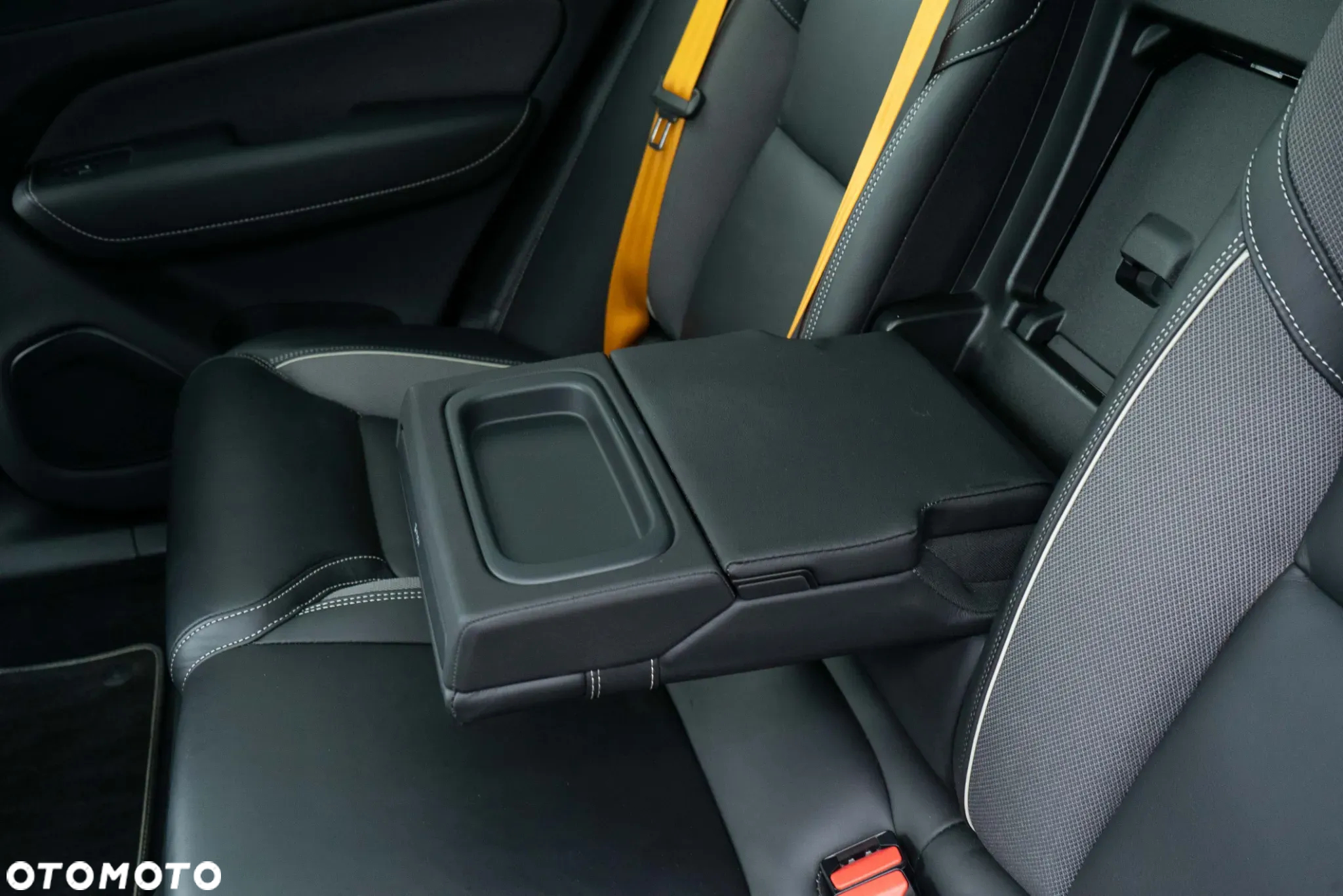 Volvo XC 60 T8 AWD Plug-In Hybrid Polestar Engineered - 16