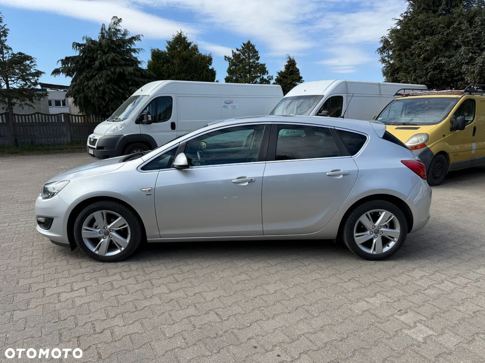 Opel Astra 1.6 ENERGY - 11