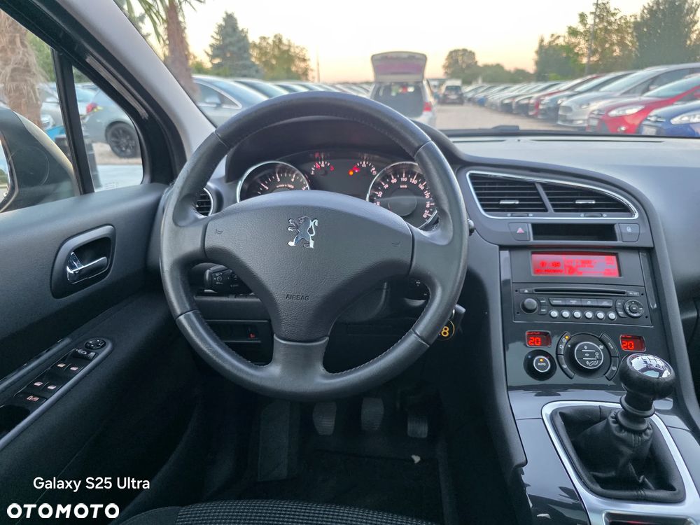 Peugeot 5008 - 32