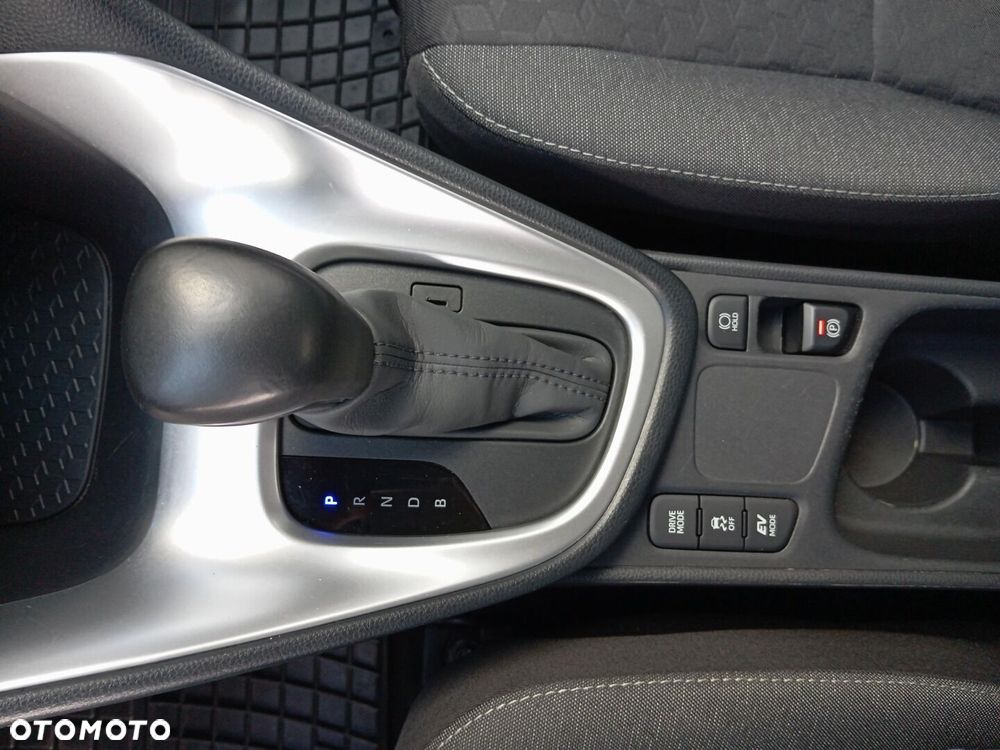 Toyota Yaris - 17