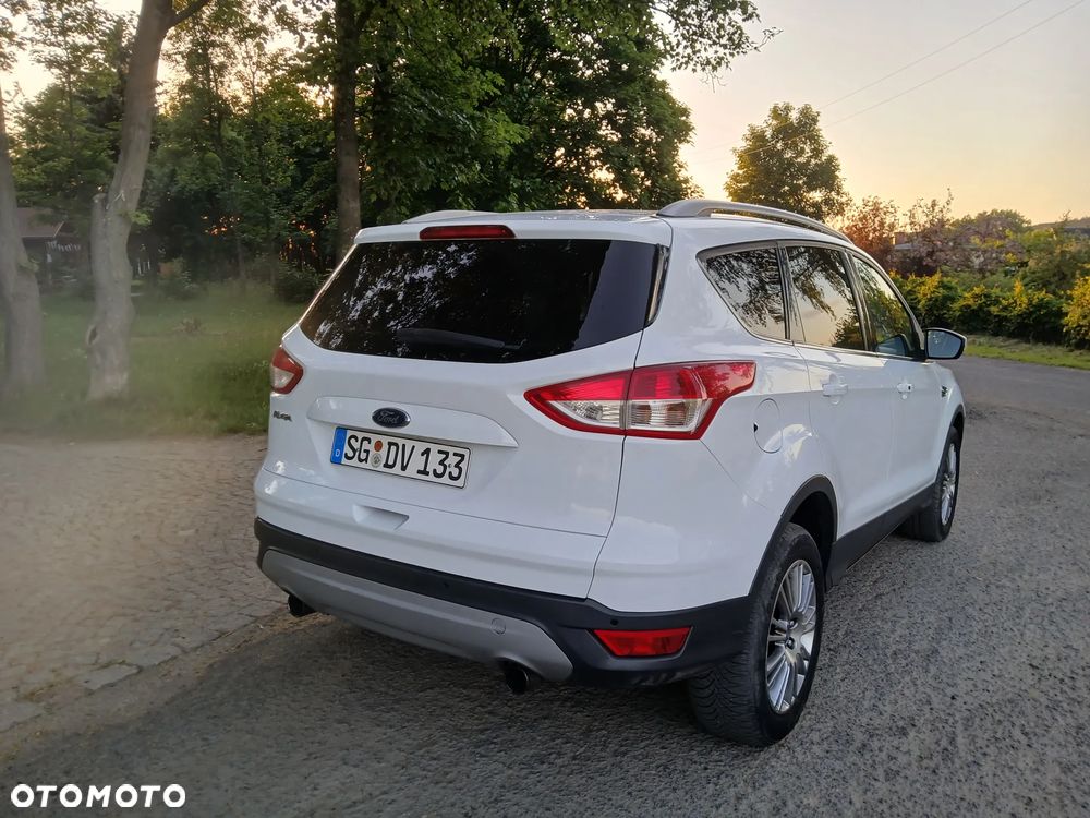 Ford Kuga 2.0 TDCi 4x4 Titanium - 16