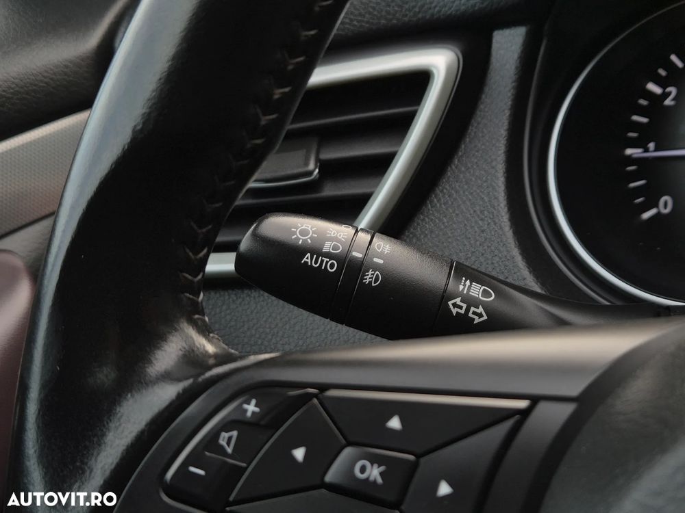 Nissan Qashqai 1.3 DIG-T DCT TEKNA+ - 19