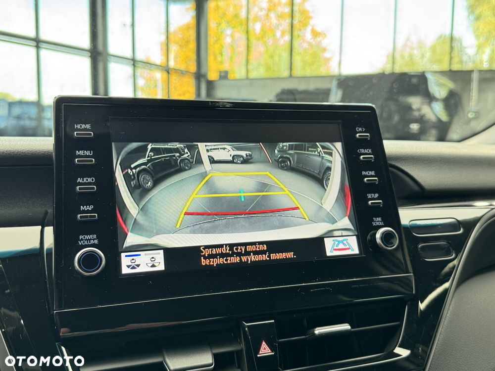Toyota Camry 2.5 Hybrid Executive CVT - 38