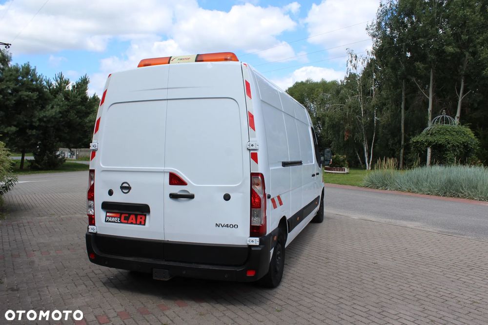 Nissan NV400 - 8