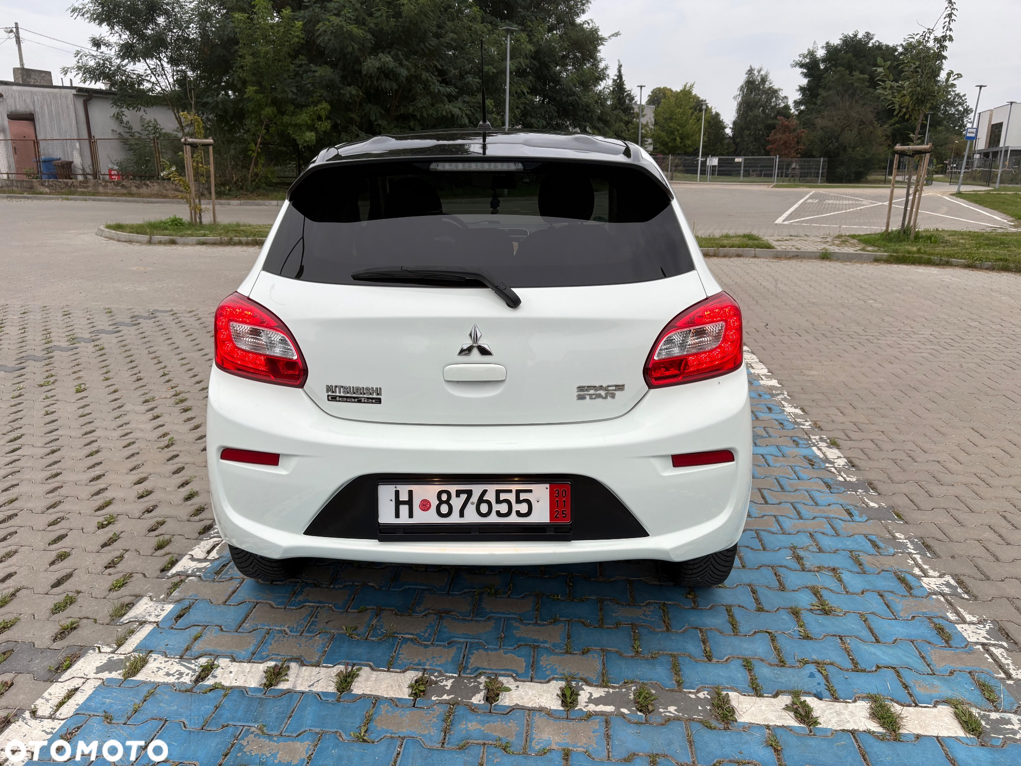 Mitsubishi Space Star 1.2 Clear Tec CVT Diamant Edition+ - 14