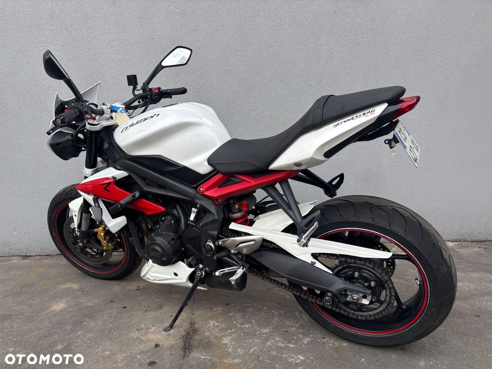 Triumph Street Triple - 2