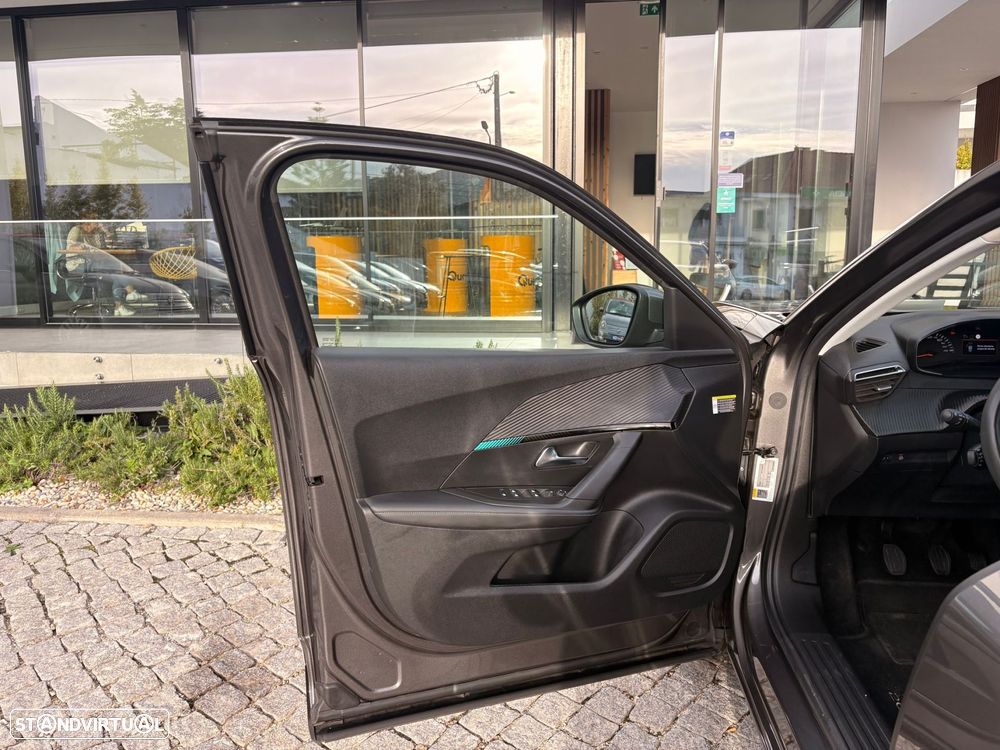 Peugeot 2008 1.5 BlueHDi Allure Pack - 19