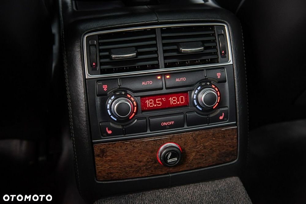 Audi A8 4.2 FSI Quattro - 24