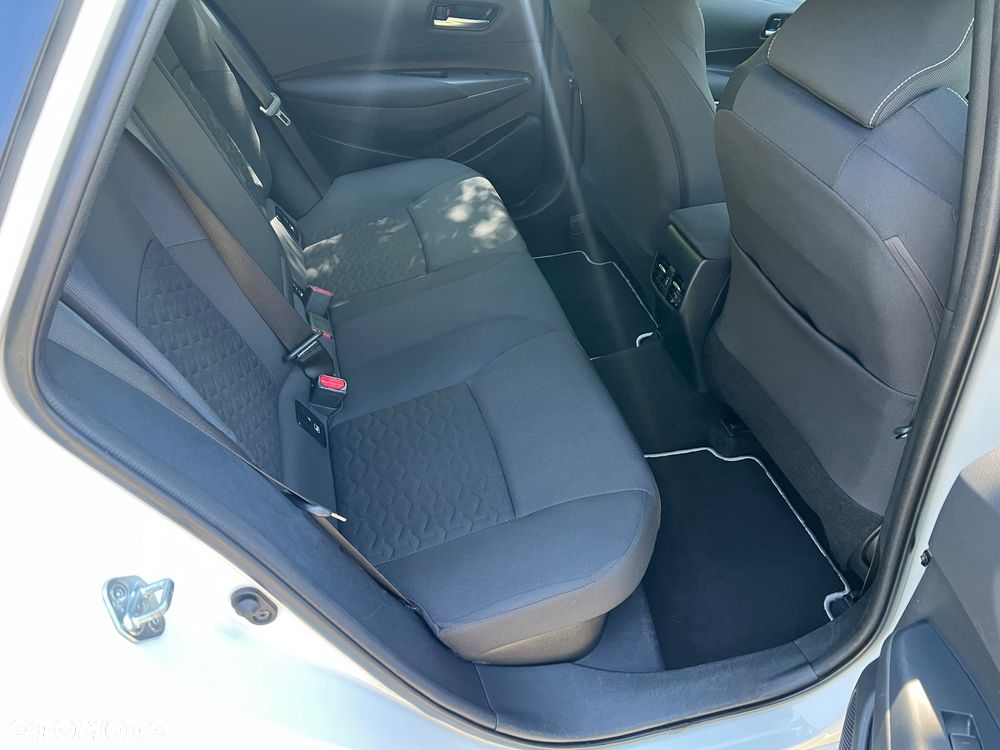 Toyota Corolla 1.8 Hybrid GPF Comfort - 27