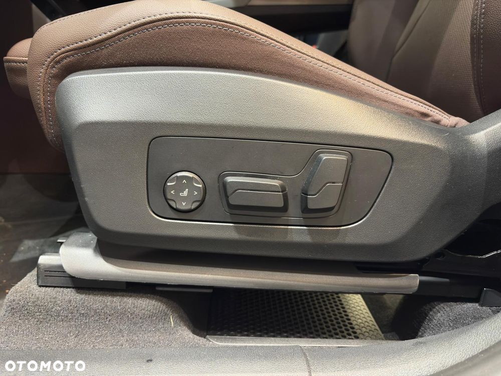 BMW X1 xDrive23i mHEV xLine - 15