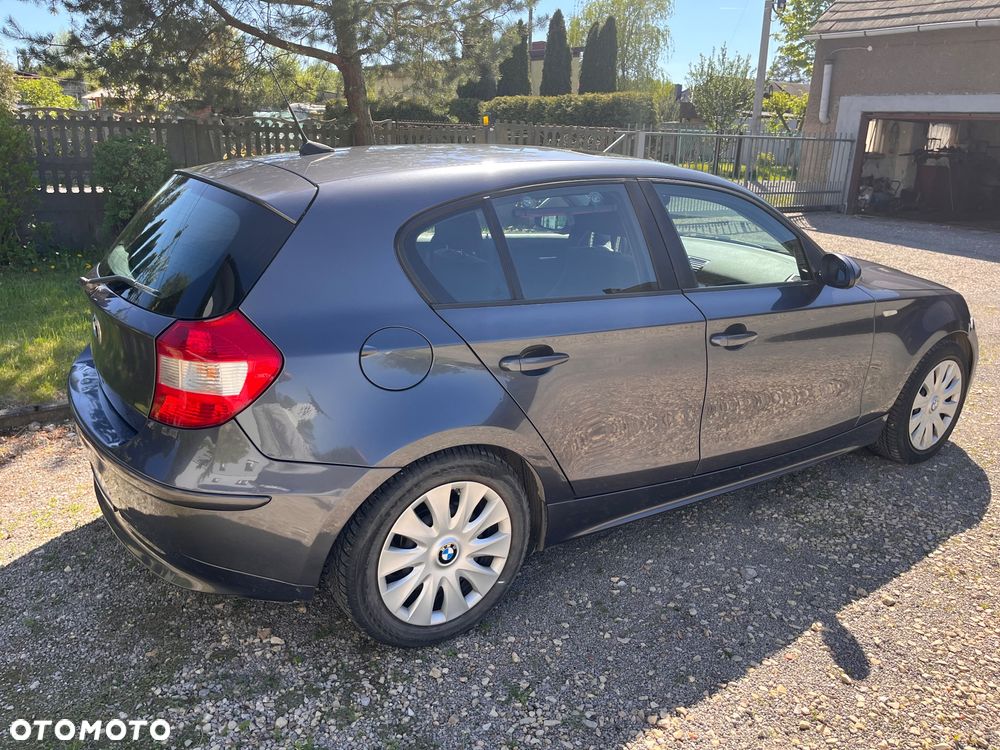 BMW Seria 1 118d - 6