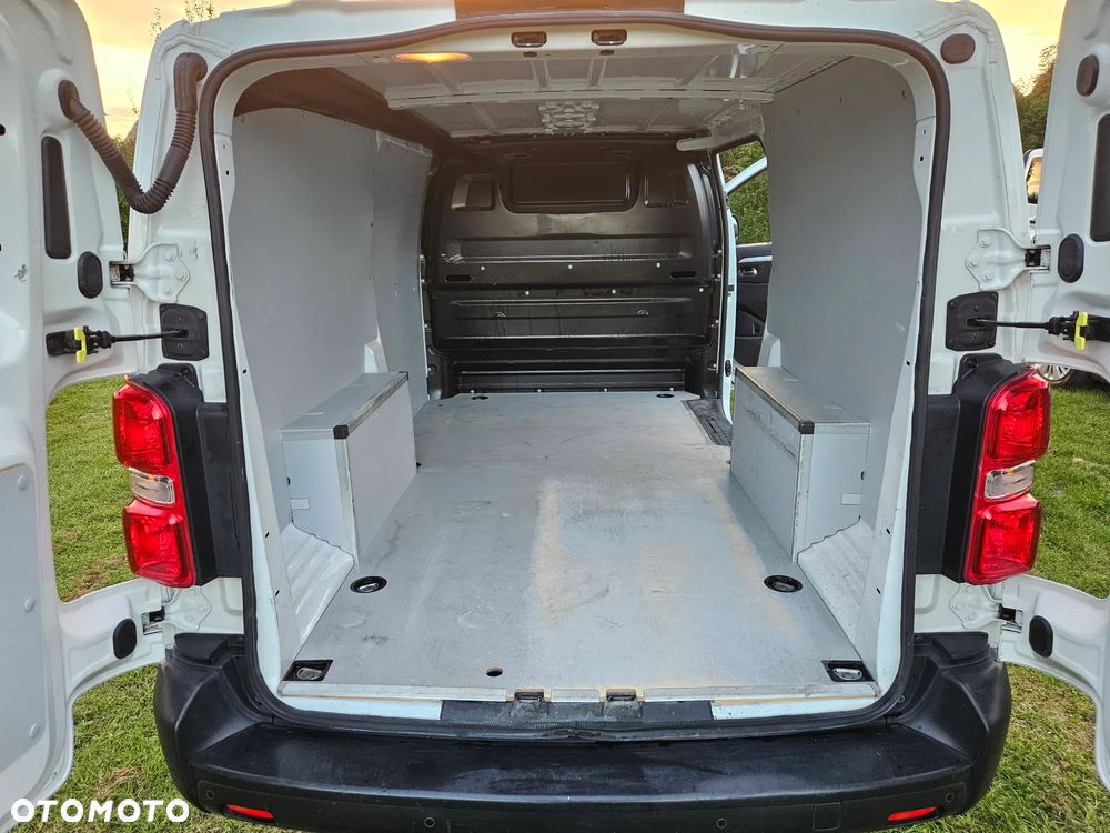Opel Vivaro - 22