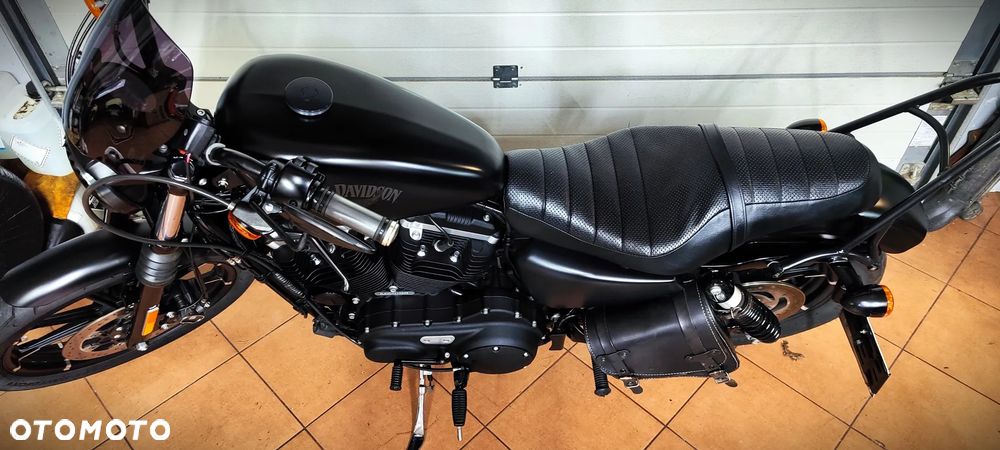 Harley-Davidson Sportster Iron 883 - 16