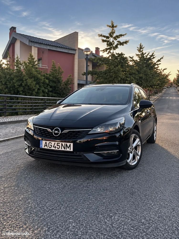 Opel Astra Sports Tourer - 11