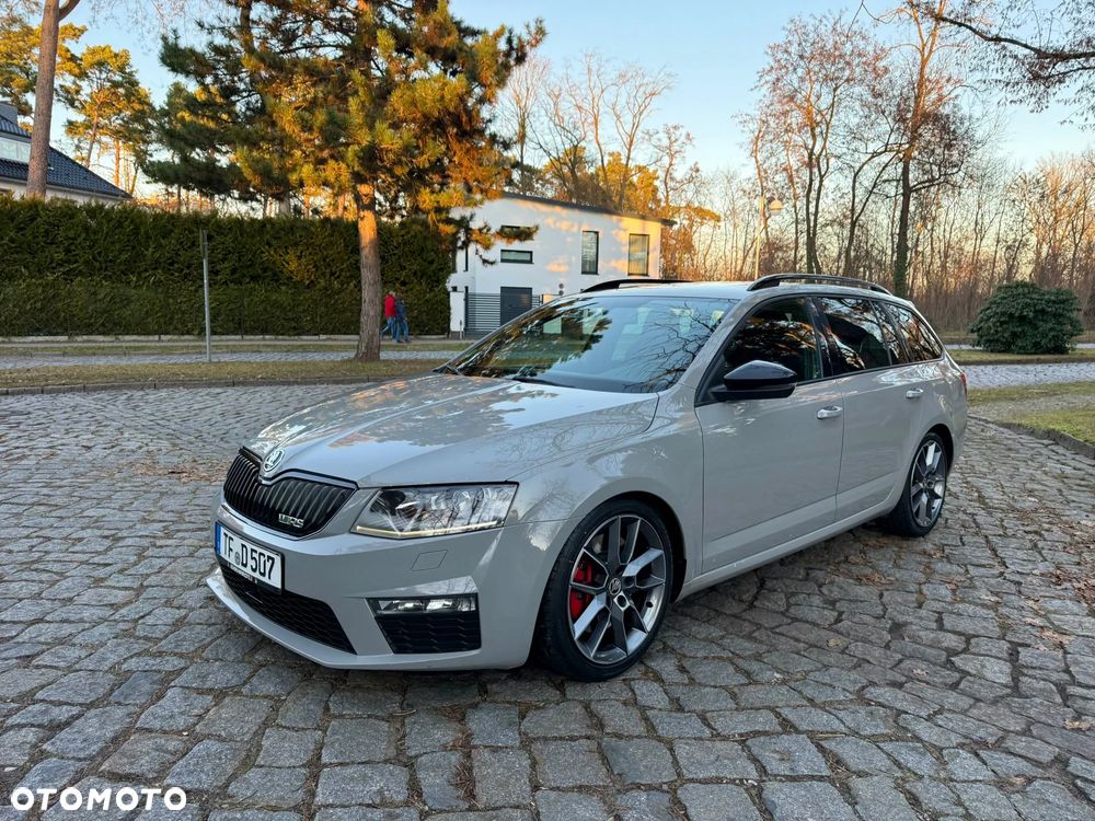 Skoda Octavia 2.0 TDI RS Challenge DSG - 7