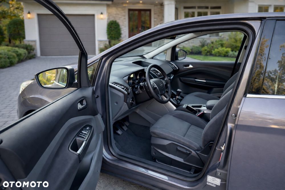 Ford C-MAX 2.0 TDCi Champions Edition - 11
