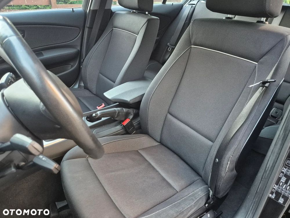 BMW Seria 1 - 17