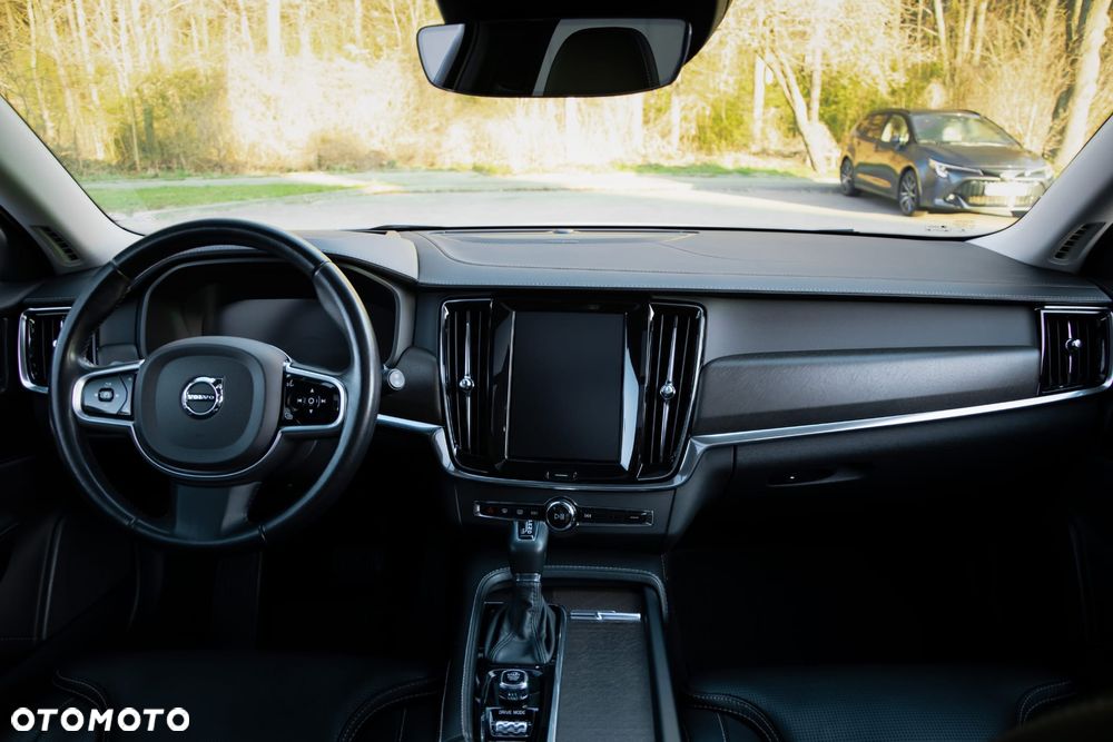 Volvo V90 Cross Country D5 AWD Pro - 17