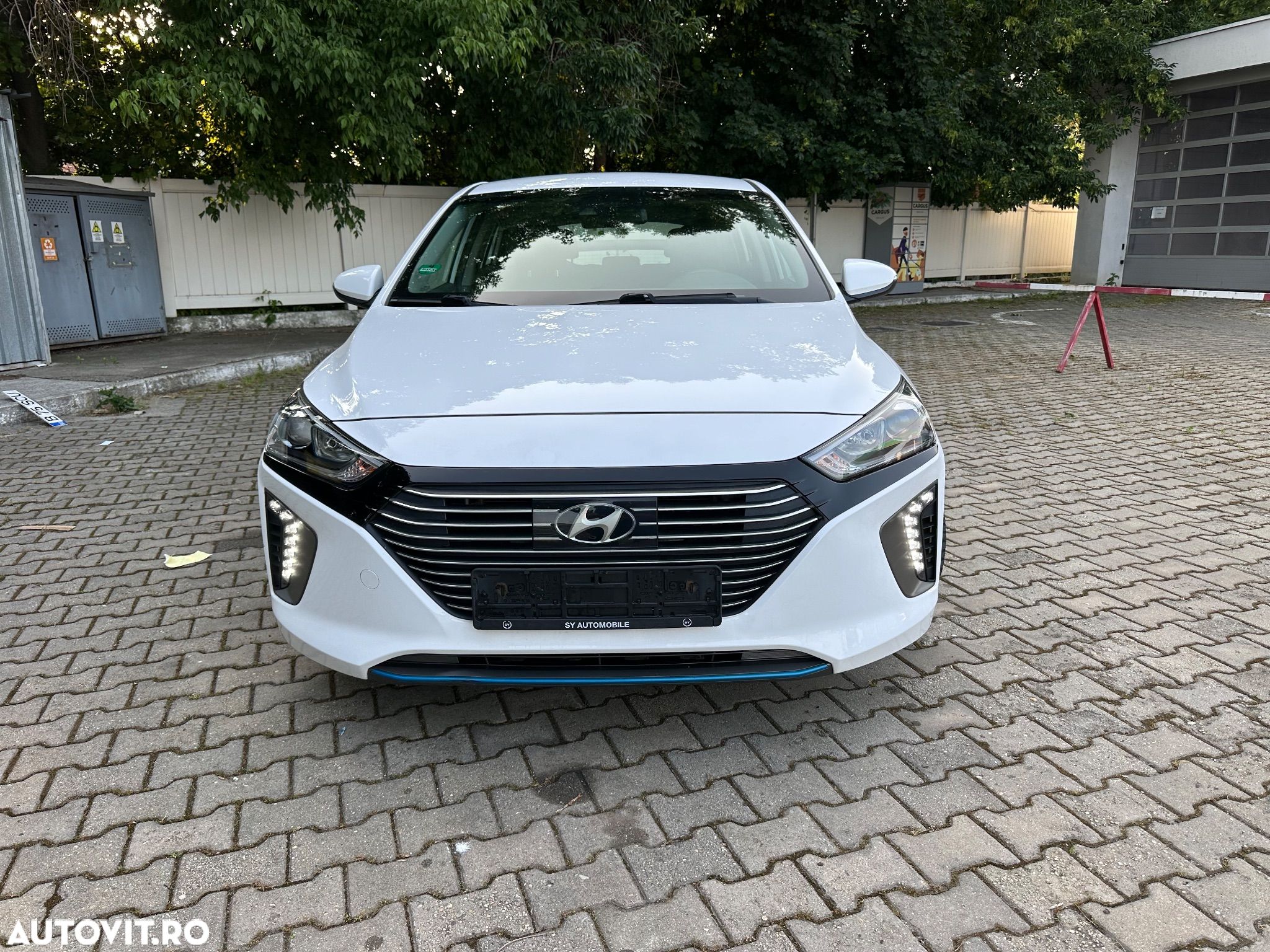 Hyundai IONIQ Hybrid 1.6 GDI Trend - 1