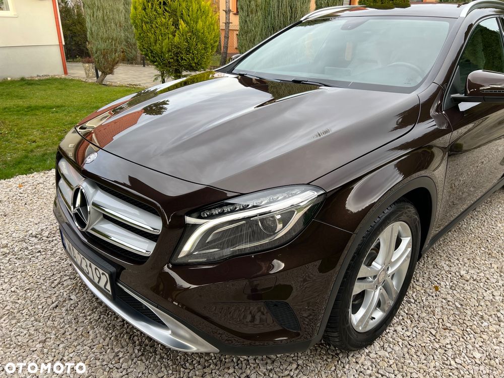 Mercedes-Benz GLA 250 4-Matic - 11