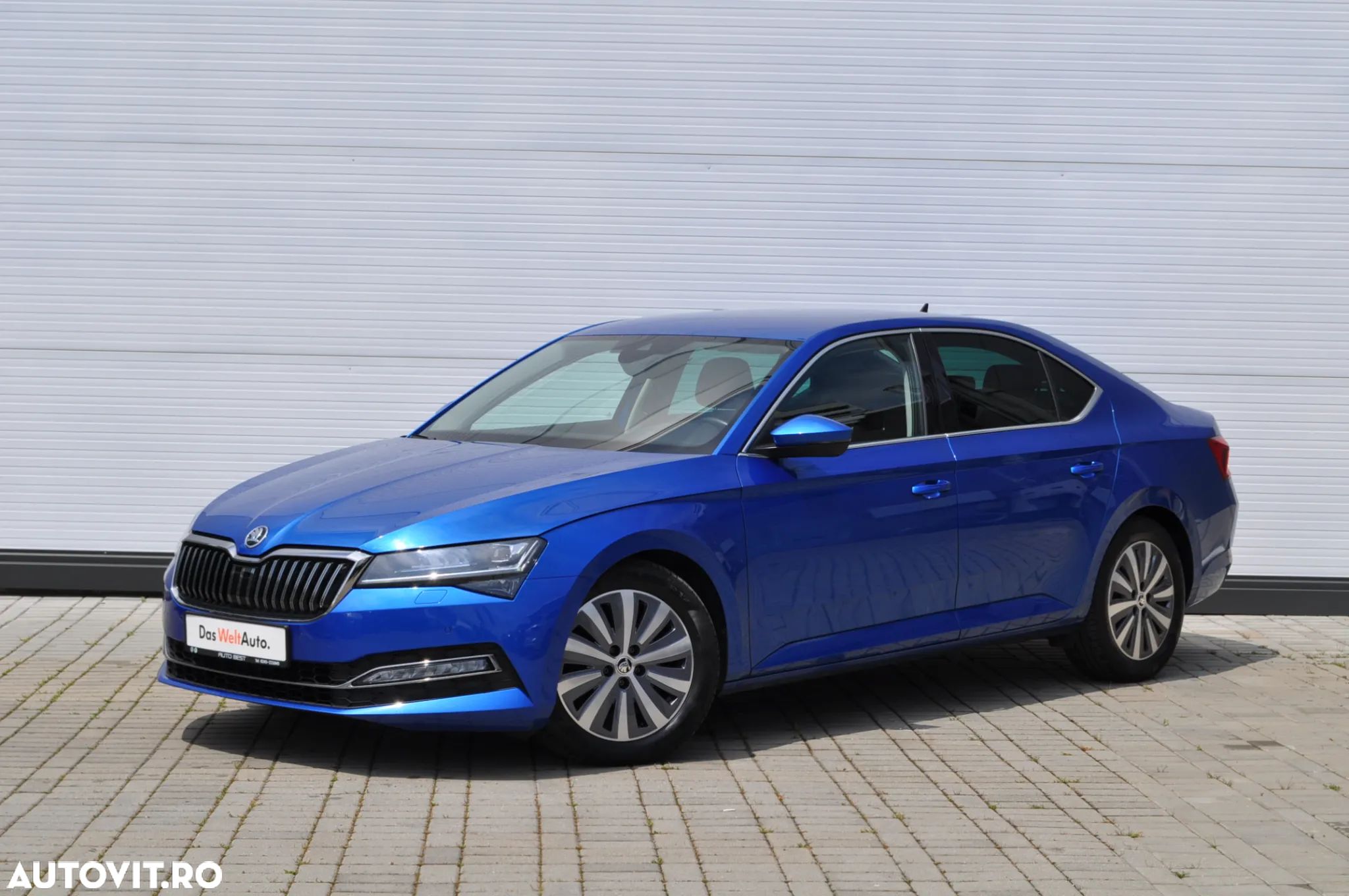 Skoda Superb 2.0 TDI Style - 1