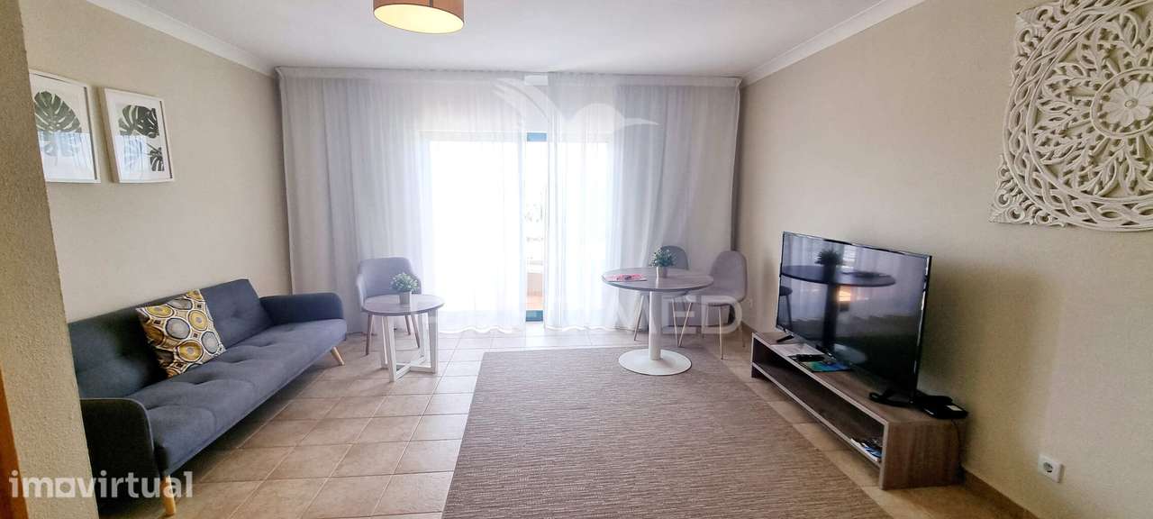 Apartamento T0 com amplo terraço, alta rentabiliadade! - Grande imagem: 2/25