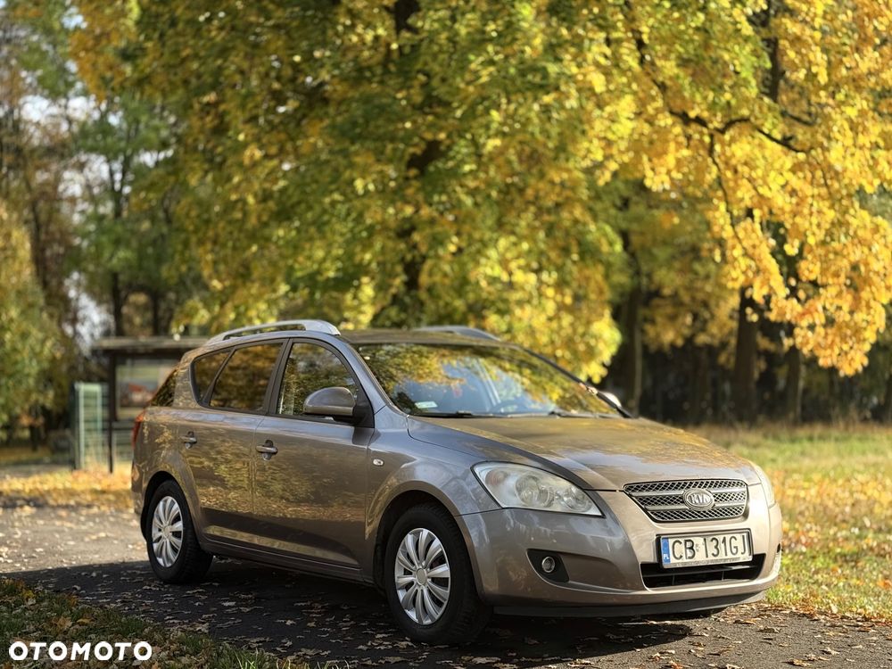 Kia Ceed Cee'd 1.6 Crdi Comfort + - 12