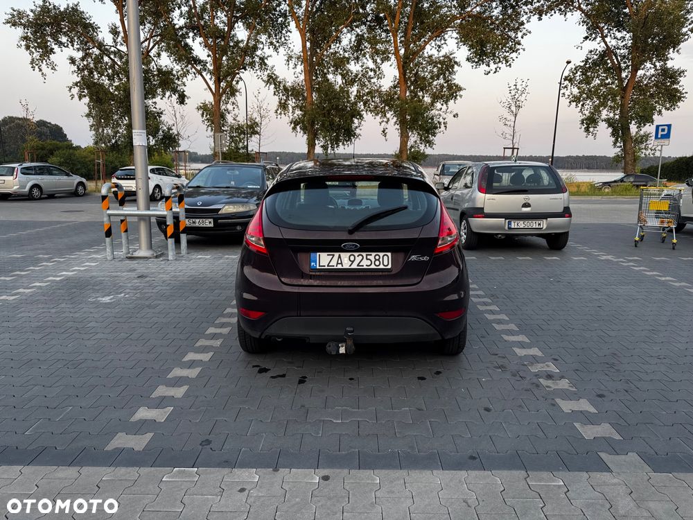 Ford Fiesta 1.4 Ghia EU5 - 2