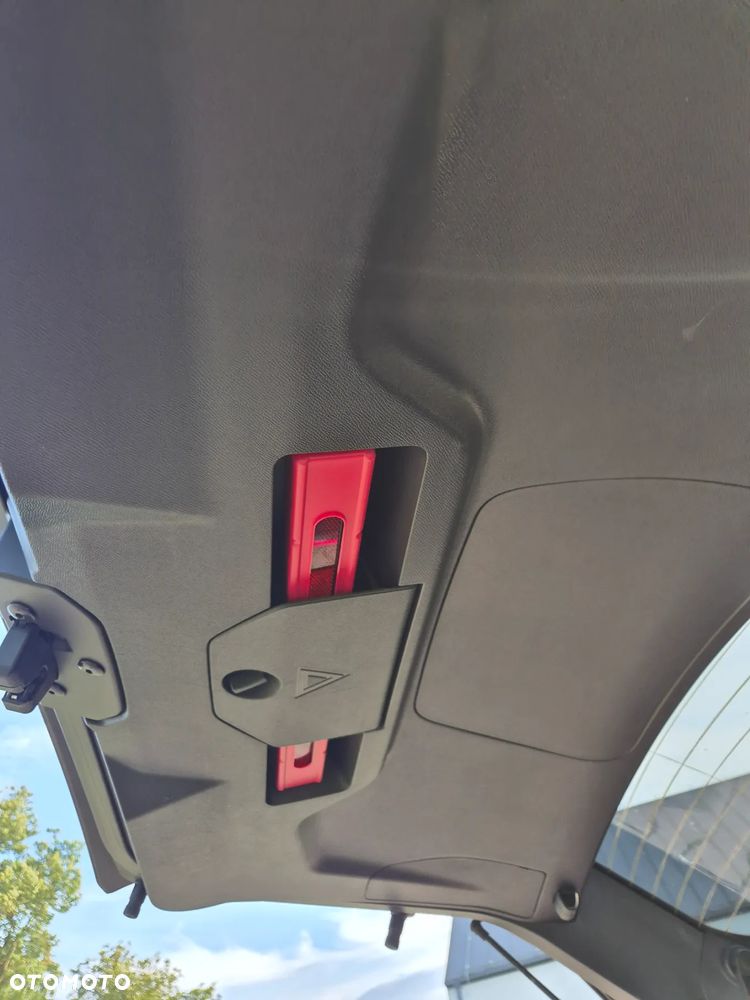 Peugeot 3008 1.2 PureTech GT S&S - 32