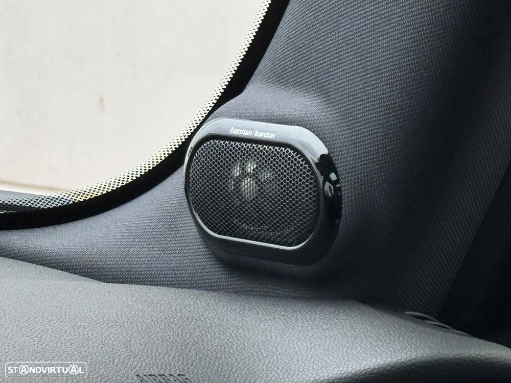 MINI 3 Portas John Cooper Works Plus Auto Desportiva - 19